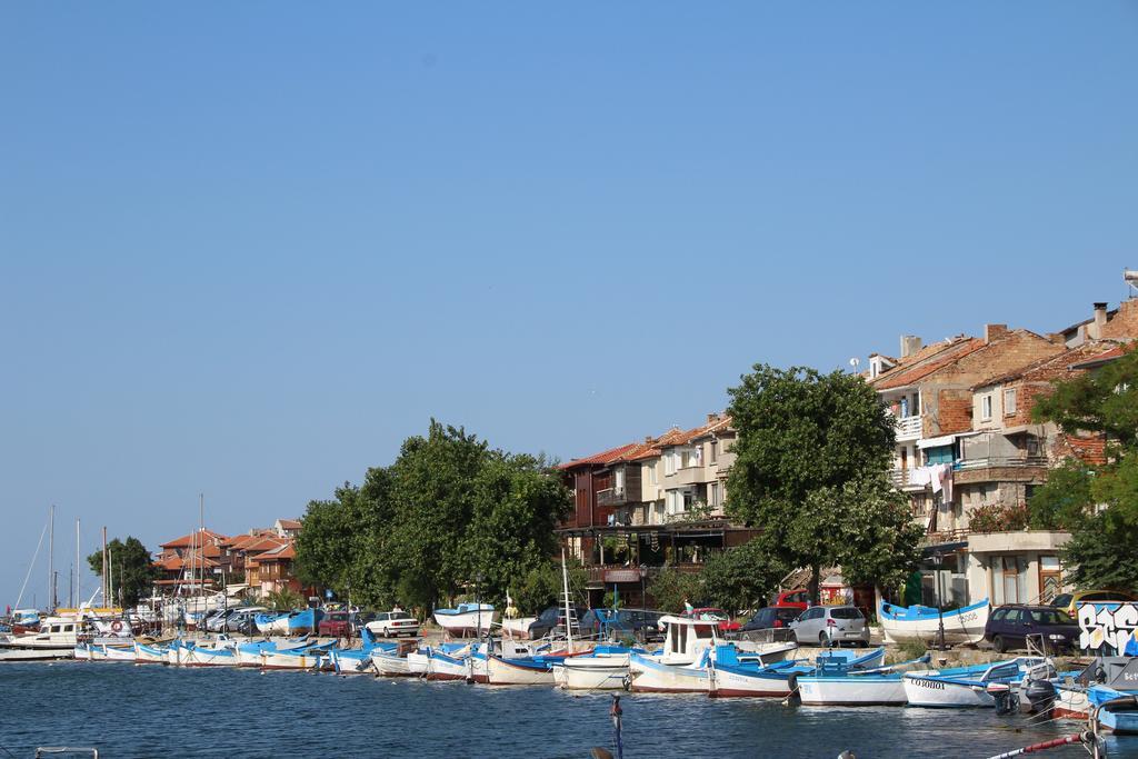 Family Hotel Verona Созополь Екстер'єр фото