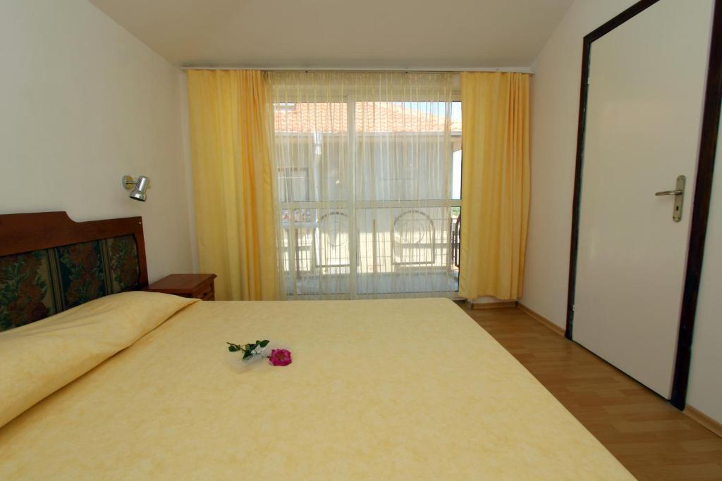 Family Hotel Verona Созополь Номер фото