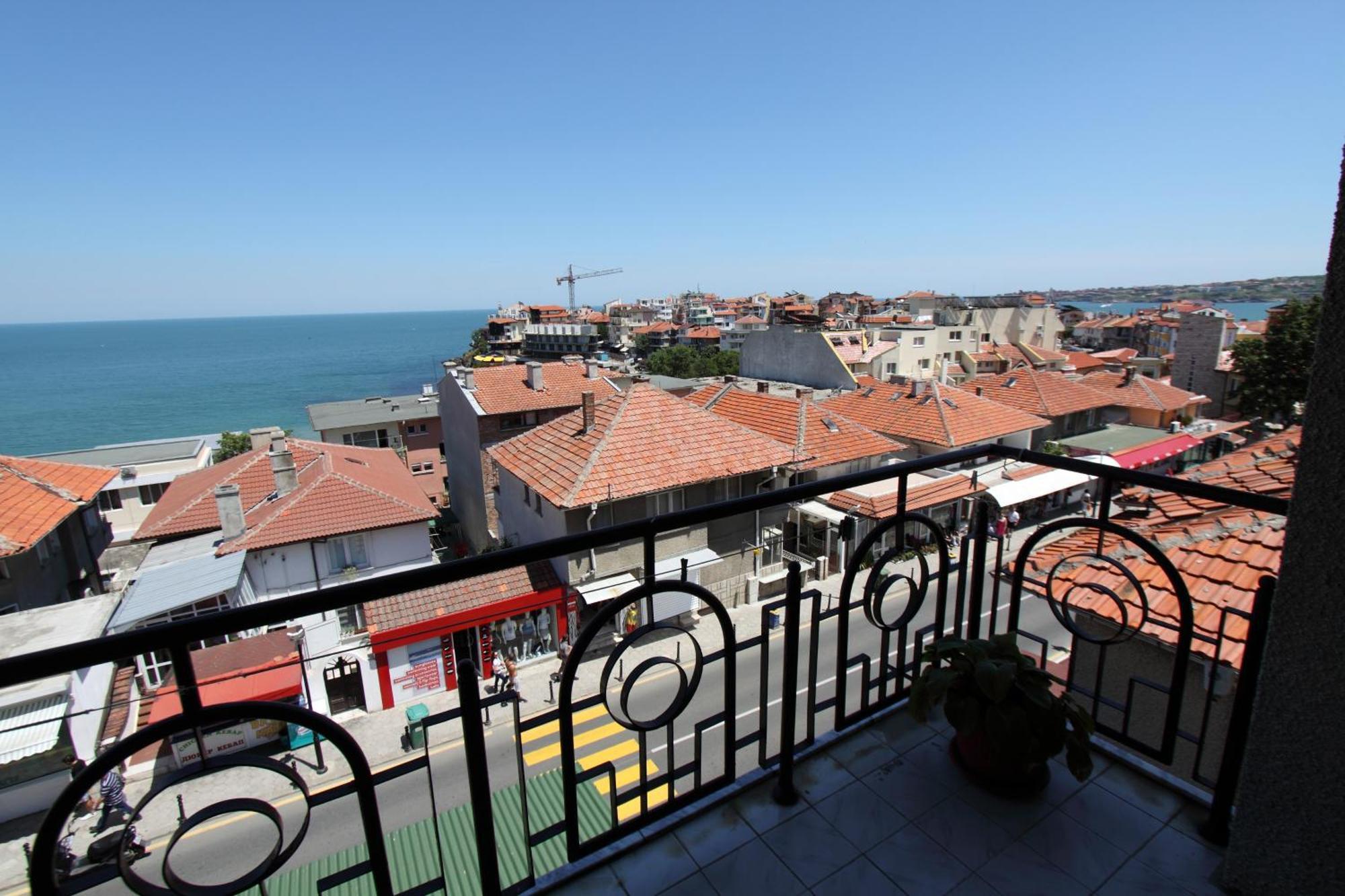 Family Hotel Verona Созополь Екстер'єр фото