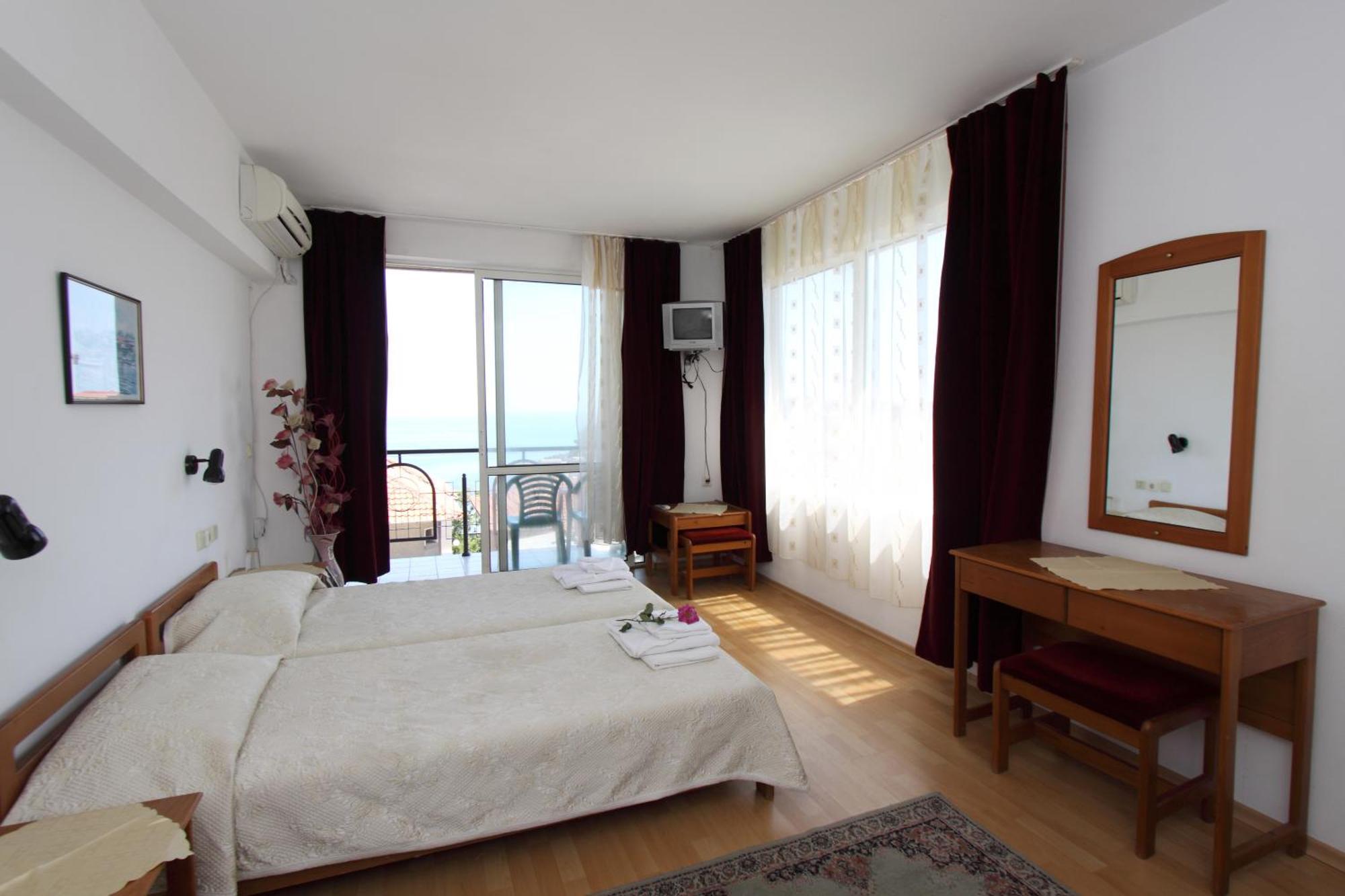 Family Hotel Verona Созополь Екстер'єр фото