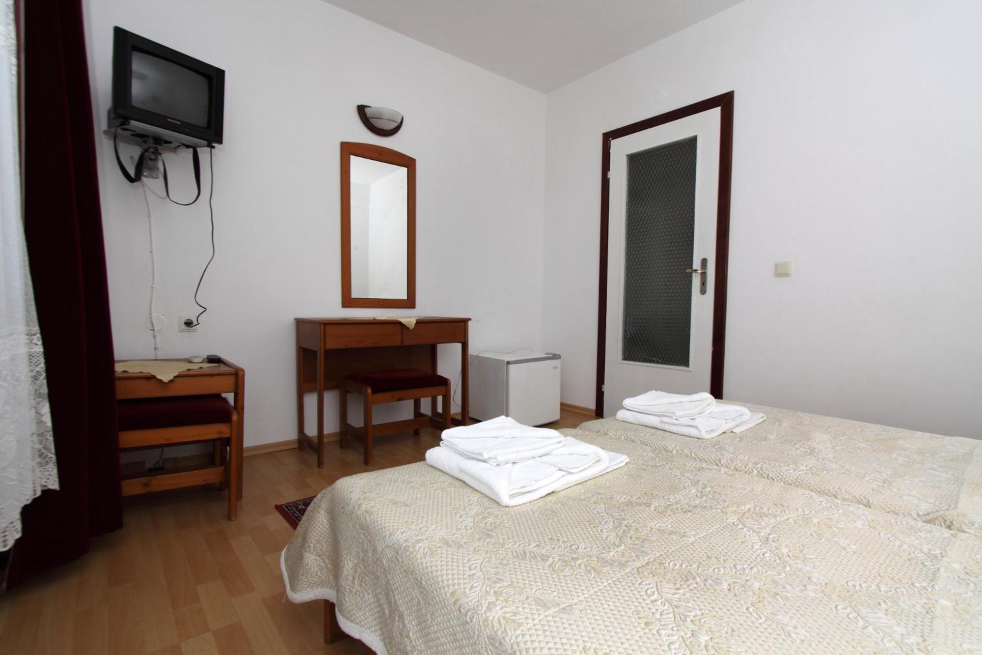 Family Hotel Verona Созополь Екстер'єр фото
