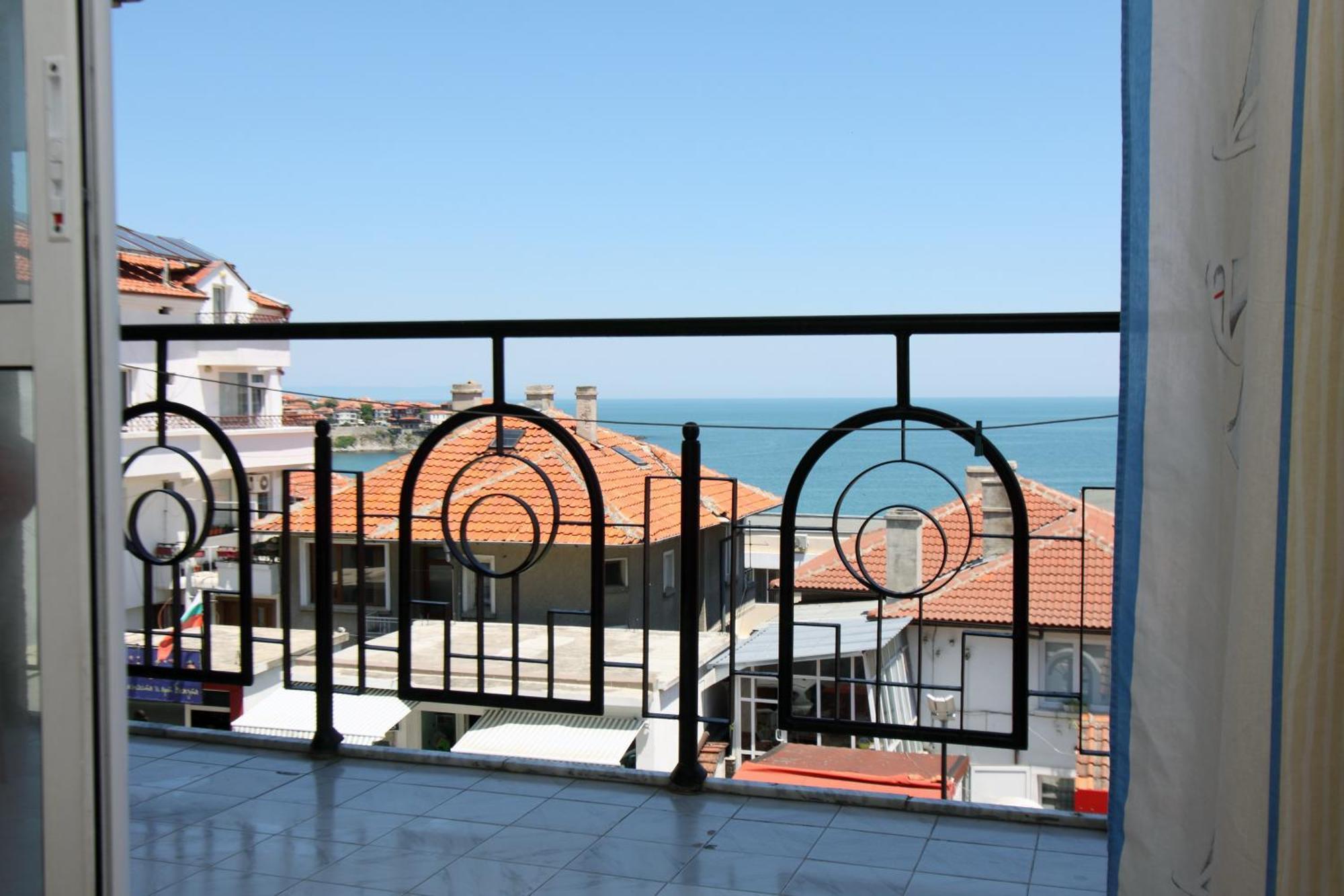 Family Hotel Verona Созополь Екстер'єр фото