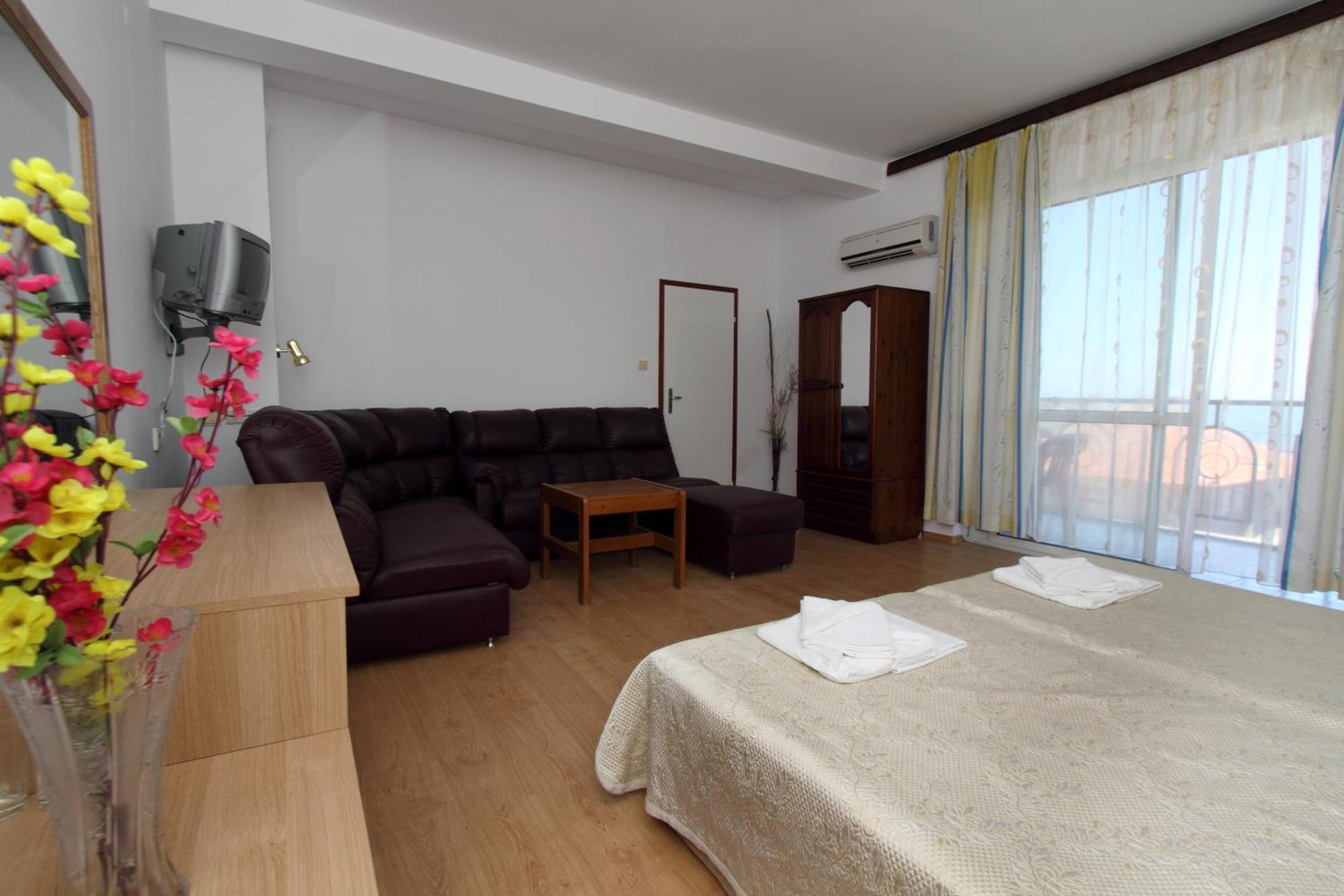 Family Hotel Verona Созополь Екстер'єр фото