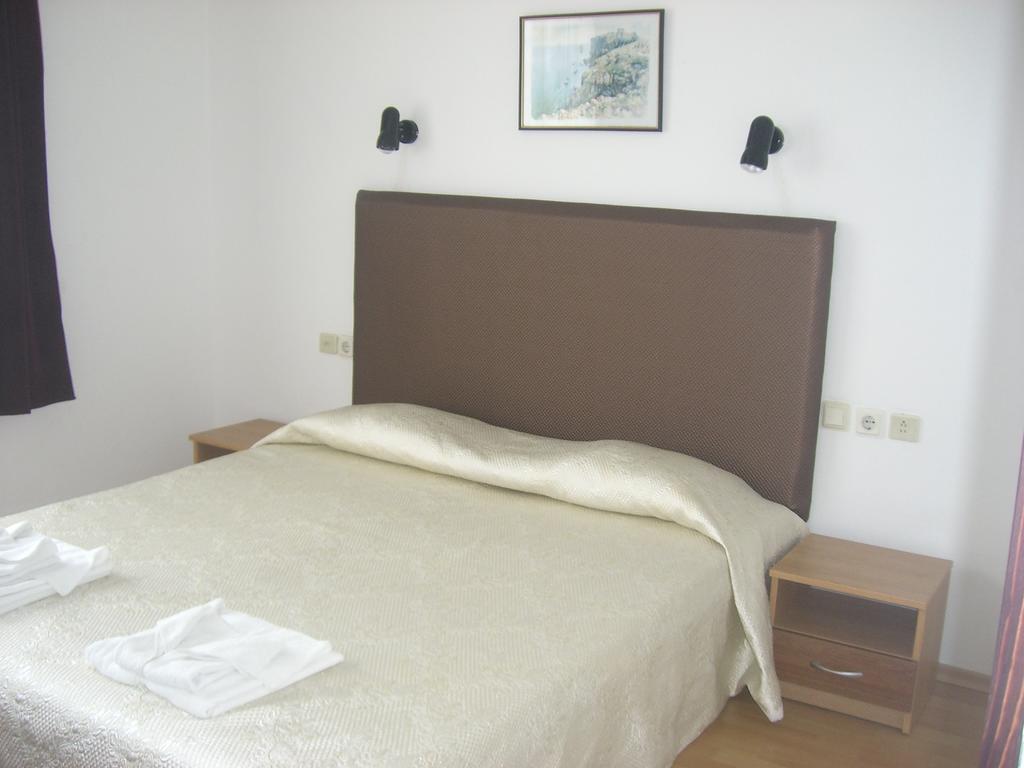 Family Hotel Verona Созополь Номер фото