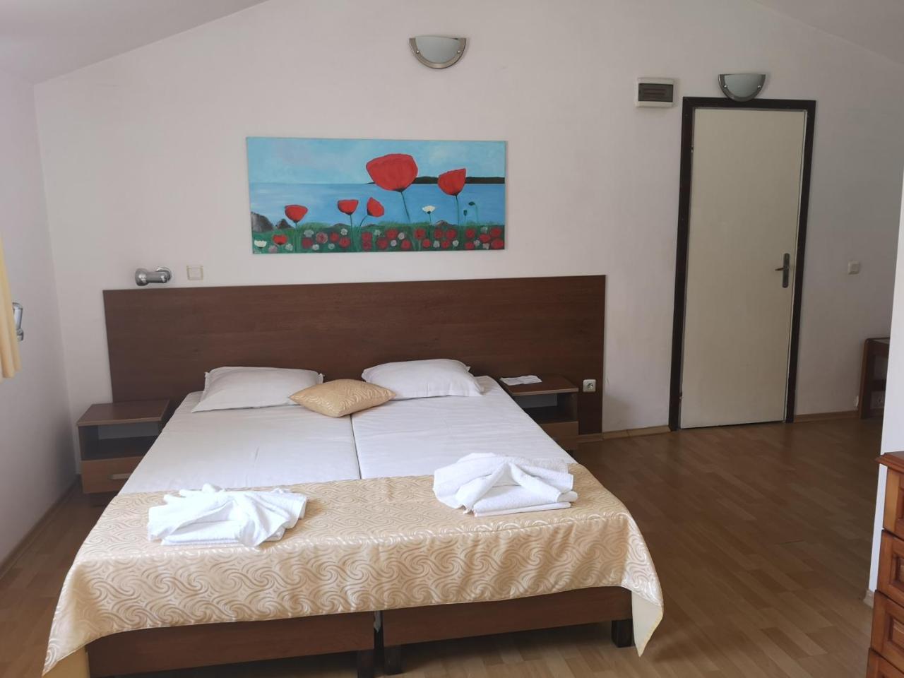 Family Hotel Verona Созополь Екстер'єр фото